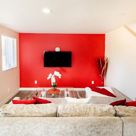 Large Condo Sleeps 10 Near Downtown Los Angeles Bagian luar foto