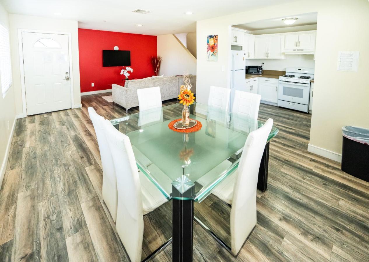 Large Condo Sleeps 10 Near Downtown Los Angeles Bagian luar foto